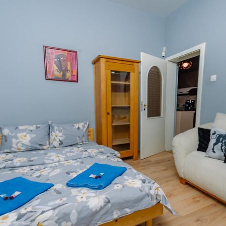 Top Center, 3Bdr, Heart Of The City, Free Secured Parking Sofía Exterior foto