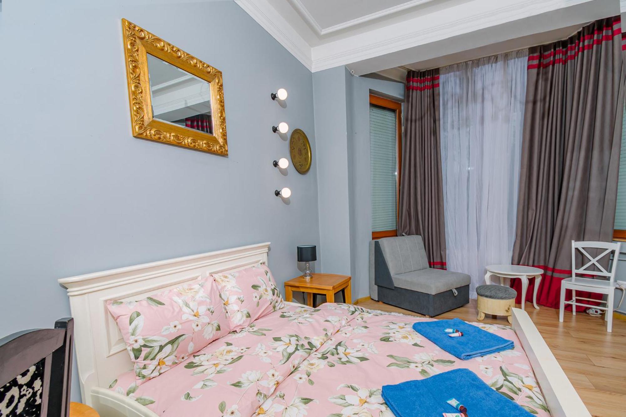 Top Center, 3Bdr, Heart Of The City, Free Secured Parking Sofía Exterior foto