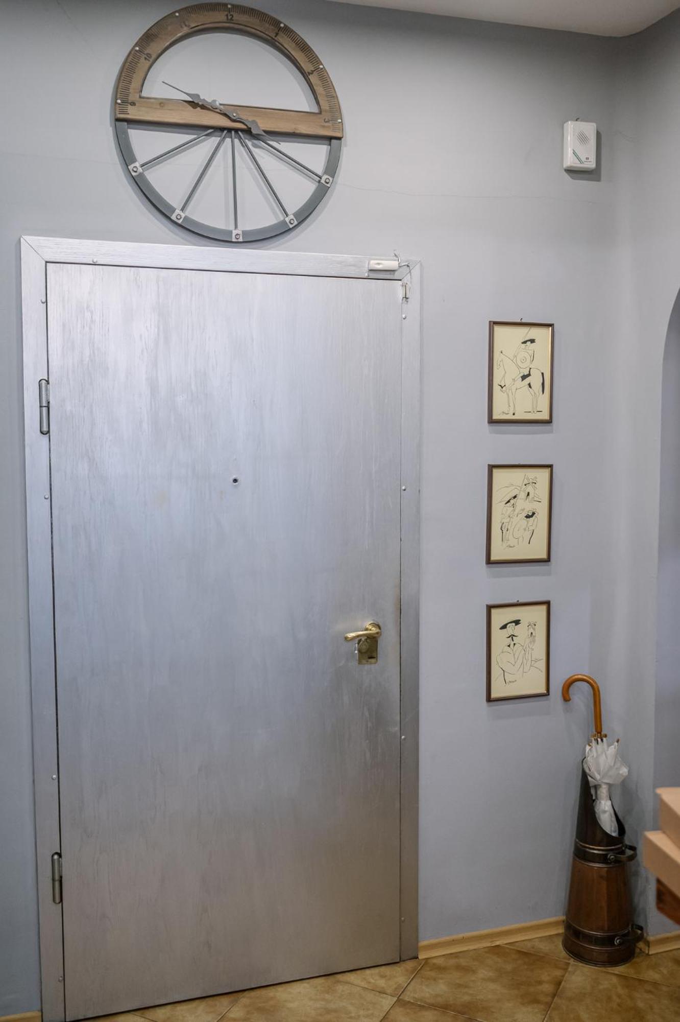 Top Center, 3Bdr, Heart Of The City, Free Secured Parking Sofía Exterior foto